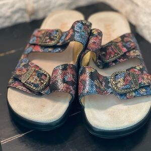 Alegria Jade Floral Sandals size 40/ US 9